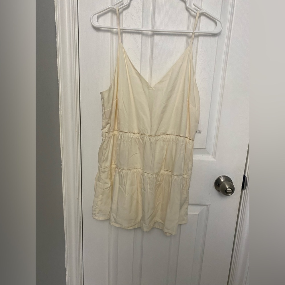 Old Navy - Cream Coloured Camisole. NWT.